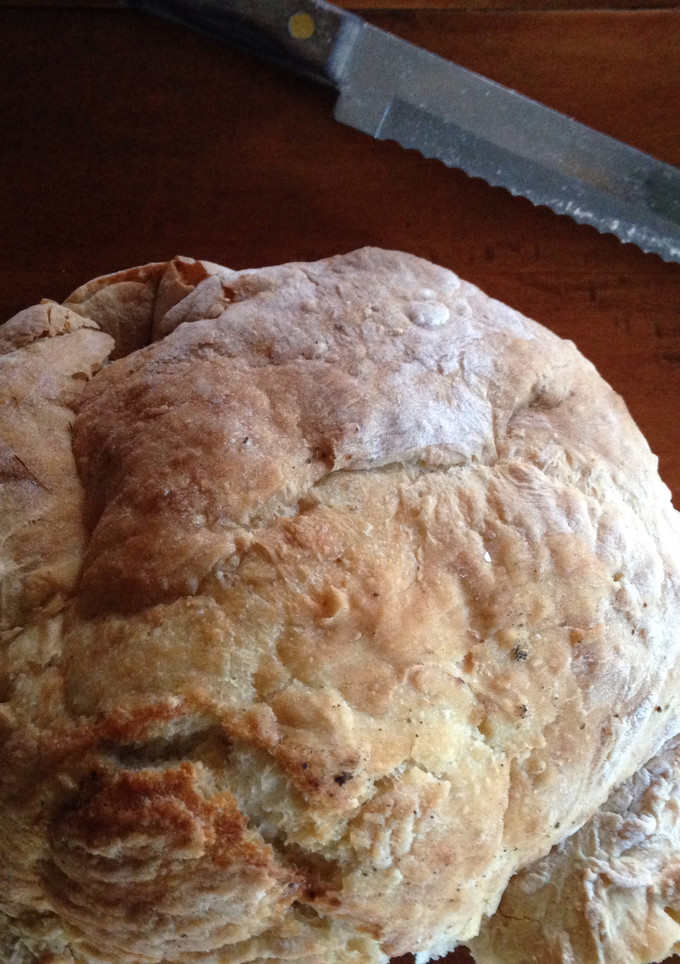 A picture of Artisan Bread (So Simple!).