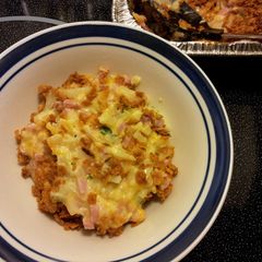 A picture of Cheesy ham and potato casserole.