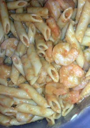 A picture of shrimp pasta.
