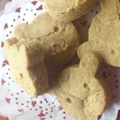 A picture of Macrobiotic Barley Flour Cookies.