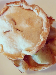 A picture of Mini Apple Pies.