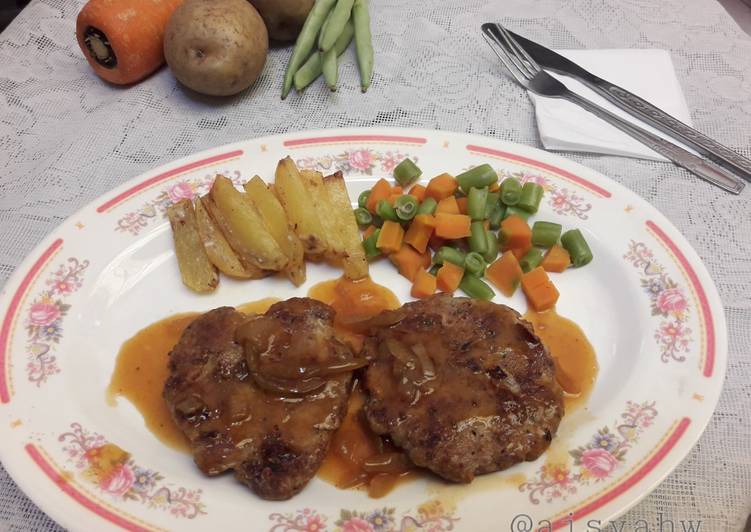 Minced beef steak