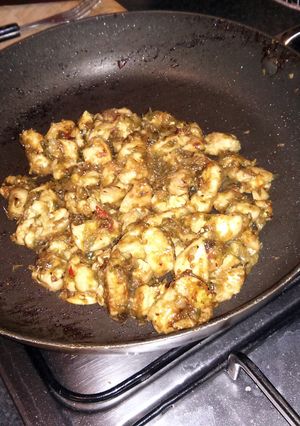 A picture of Chilli Chicken Wraps.
