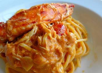 Easiest Way to Prepare Delicious Tomato Pasta with King Crab