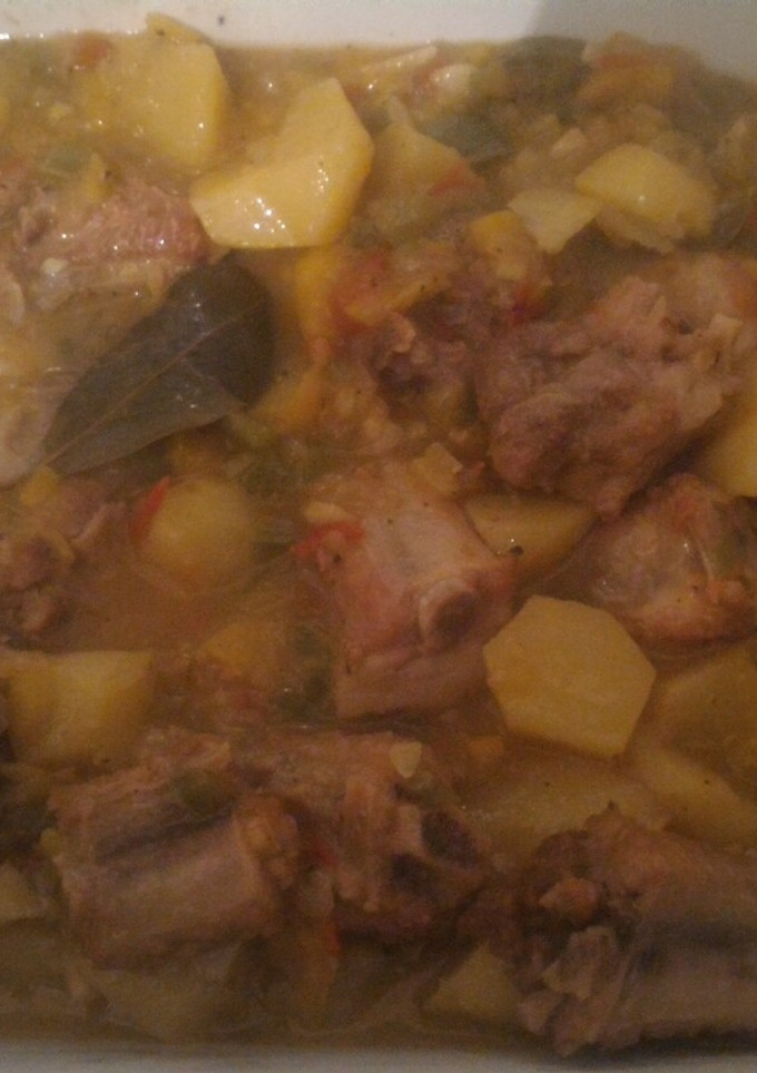 Una foto de Guiso de costillas con patata