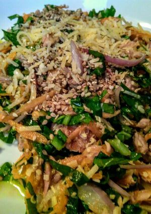Una foto de RÚCULA, en Ensalada de Atún...!