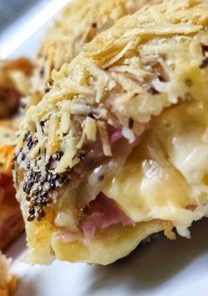 Una foto de Rollitos de jamón y queso