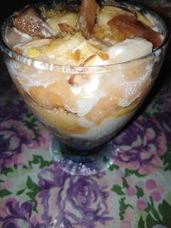 A picture of Creamy fruit trifle 🤤.