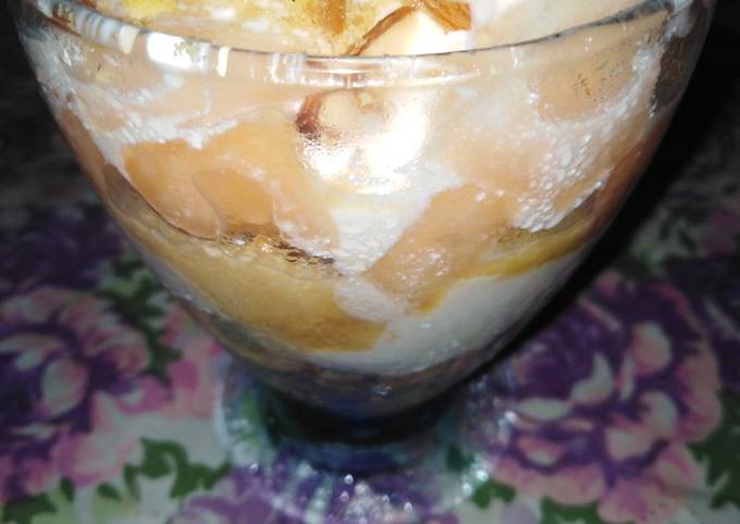 How to Prepare Appetizing Creamy fruit trifle 🤤