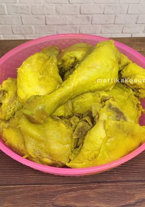 Foto resep Ayam ungkep bumbu kuning
