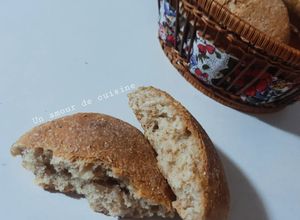 Une photo de Pain complet (farine complète et semoule d'orge) 🌾