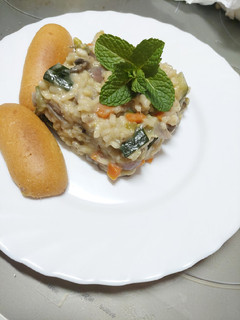 Una foto de Risotto con verduras