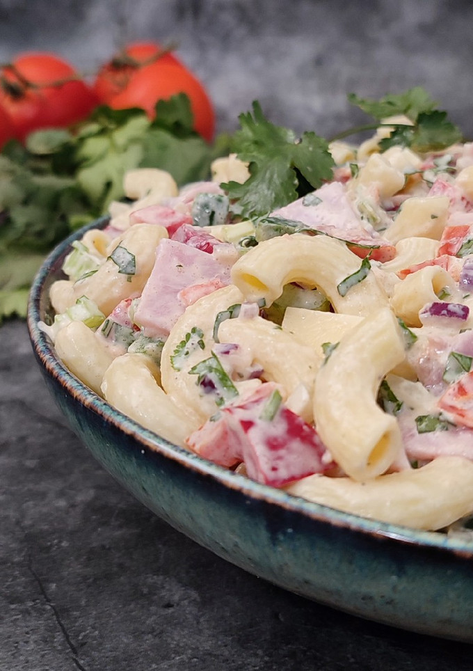 Una foto de 💥 ENSALADA CON PASTA 💥