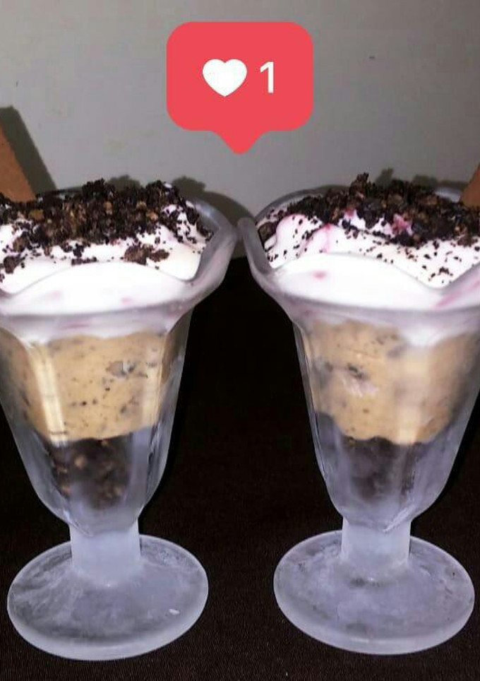 Una foto de Postre en copas❤