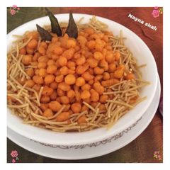 A picture of Boondi recipe.