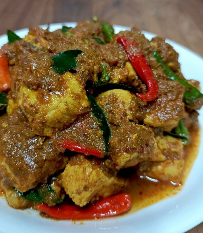 รูปของ หมูกะปิพริกแกงใต้