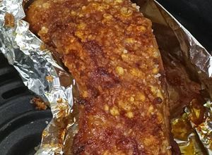 Hình của món (NCKD) Ba chỉ quay giòn bì.