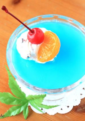 A picture of Cheery Milky Way Jello for Tanabata.