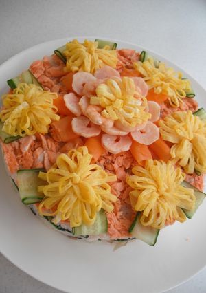 A picture of Flower Field Chirashi Sushi Cake.