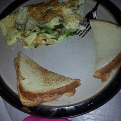 Veggie bacon omelet A picture of Veggie bacon omelet.