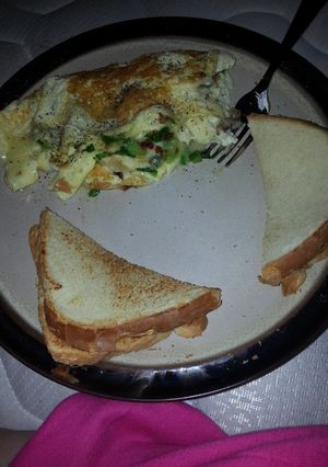 A picture of Veggie bacon omelet.