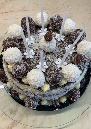 Kókusz golyó torta ￼ recept fotója
