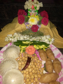 பிடி கொழுக்கட்டை, பருப்பு பூரண கொழுக்கட்டை (Pidi, paruppu poorana kolukattai recipe in tamil) செய்முறை முக்கிய புகைப்படம்