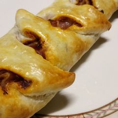 A picture of Sun-dried tomato and prosciutto tear and share.