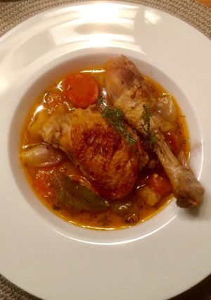 O poză a rețetei Coq au vin blanc...          Pui în vin alb.