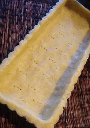 A picture of Crispy Tart Crust.