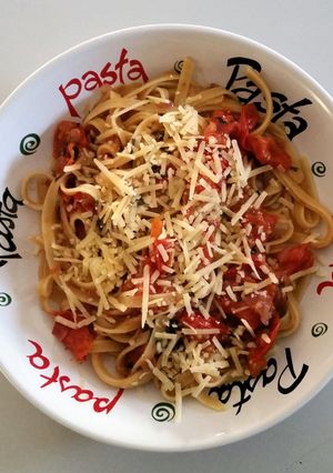 A picture of Roasted Cherry Tomatoes and Basil Fettuccine.
