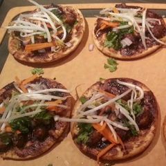 A picture of Thai Tamarind Shrimp Mini Pizza.
