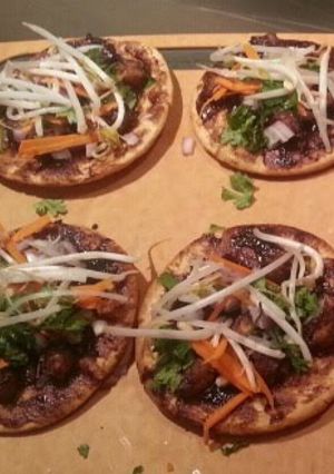 A picture of Thai Tamarind Shrimp Mini Pizza.