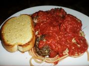A picture of spaghetti and meatballs