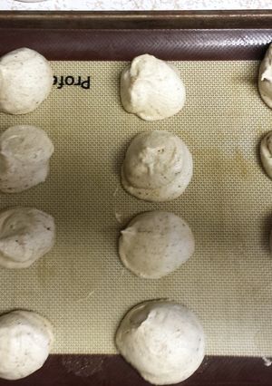 A picture of coffee meringue cookies.