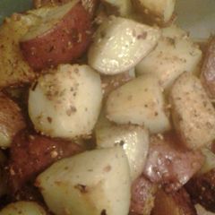 A picture of Yummy crack potatoes.