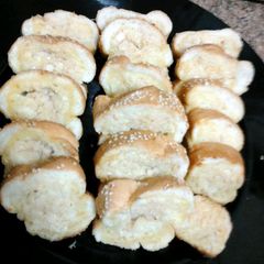 A picture of Ladybirds Garlic Bread ..