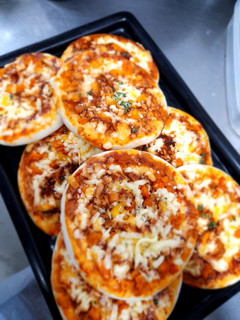 A picture of Simple Prego Pizza.
