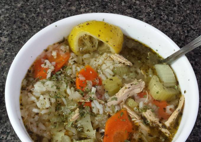 Hearty Turkey and Rice Soup