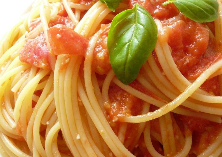 Pasta with Basic Tomato Sauce