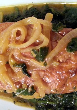 A picture of Mango Chicken.