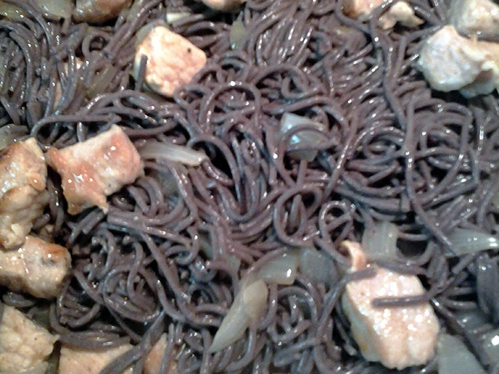 Easy Steps to Make Recipe black rice noodle and pork that is Delicious, Addictive}