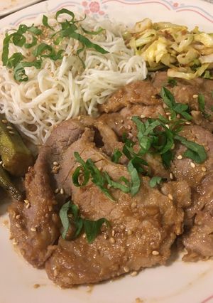 A picture of Onion Miso Pork and Cabbage.