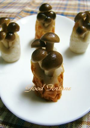 A picture of Autumn Bento Side Dish - Mushrooms Growing on Stumps.