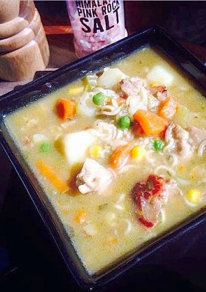 A picture of Spicy Chicken Noodle Soup.