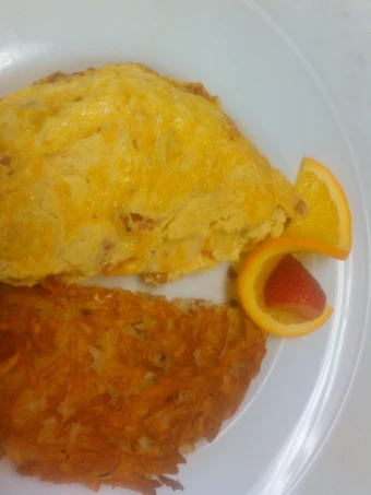 Easy Way Prepare Good breakfast ham and tomato omelette with hash brown the So Delicious Really delicious