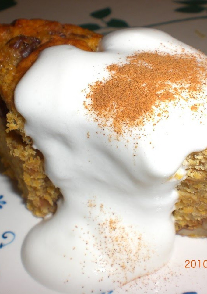 A picture of Maple Carrot Cake.