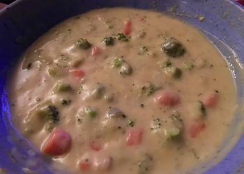 How to Make Tasty Broccoli Cheese Soup