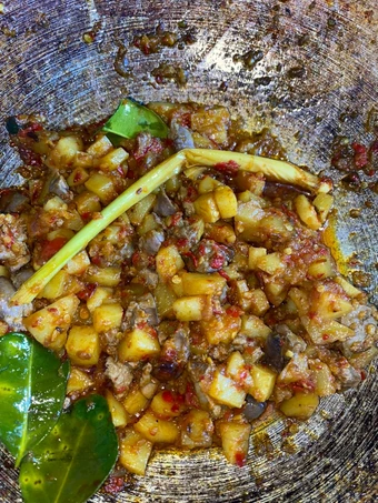 Langkah Gampang Membuat Resep Sambal goreng kentang dan ati ampela ❤️💕 yang Menggugah Selera Anti Ribet, Uenak Banget