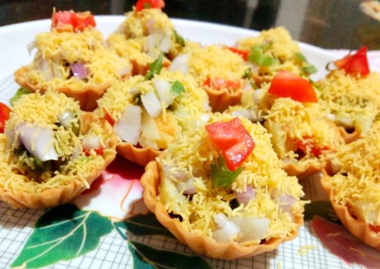 Recipe of Super Quick Homemade Tempting Basket Chat.